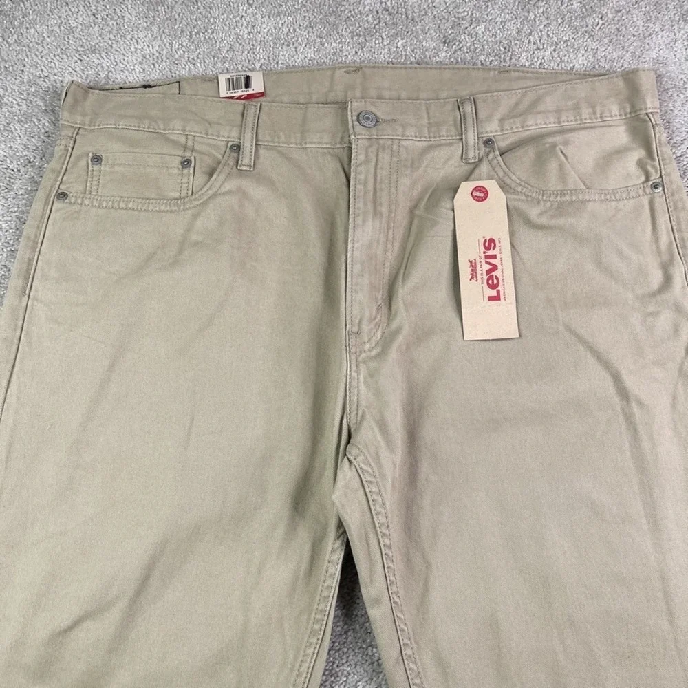 NEW Levis 559 Pants‎ Mens 40x30 Tan Khaki Relaxed Straight Twill Chino NWT